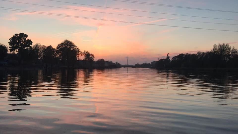 Ботели Houseboat on the water Лиепая-32